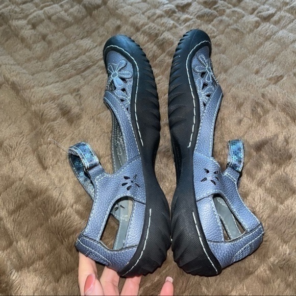 Floral jambu shoes - Picture 7 of 9